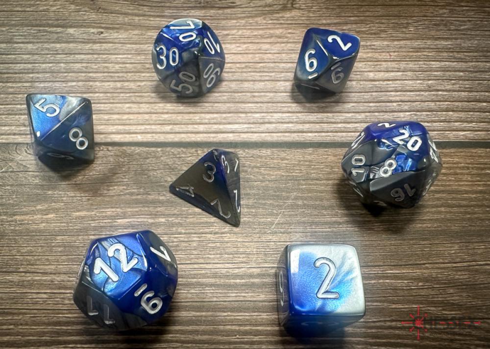 CHX 26423 GEMINI BLUE-STEEL / WHITE 7-DICE SET